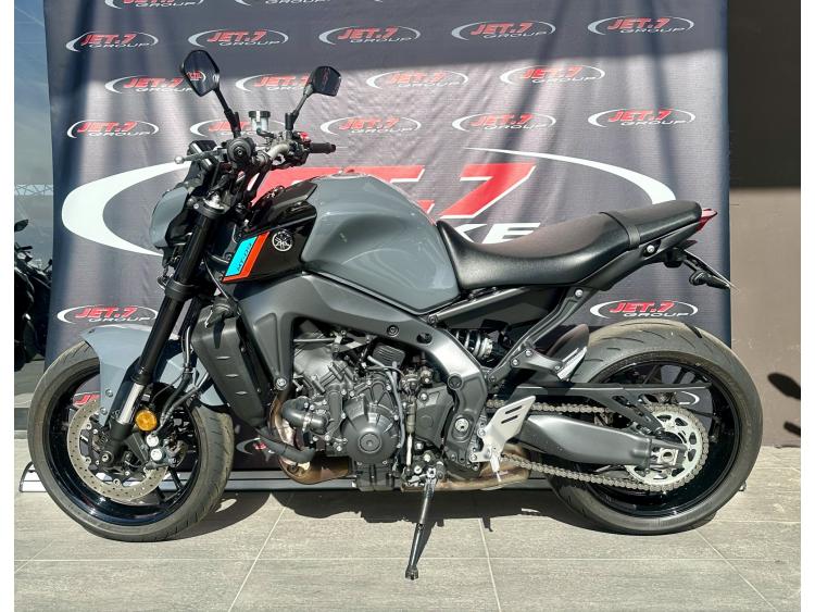 YAMAHA MT-09 FULL GARANTIE 2026 / MOTO DE DIRECTION 