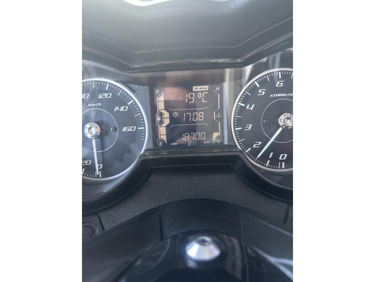 YAMAHA XMAX 300 Tech Max 1ER MAINS + GARANTIE 