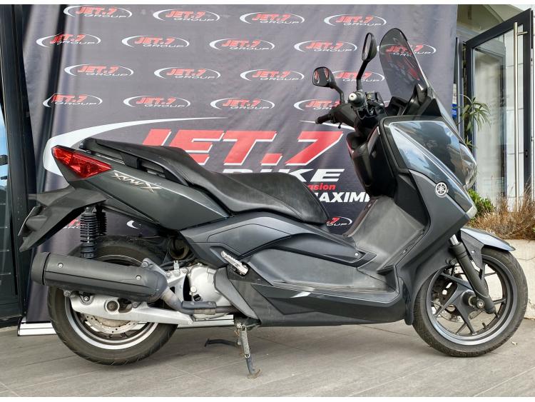 YAMAHA X-MAX 125