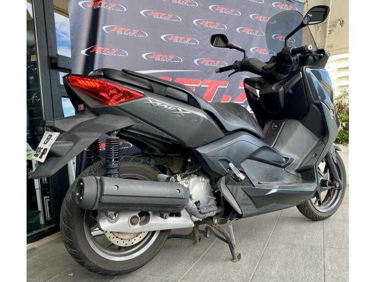 YAMAHA X-MAX 125