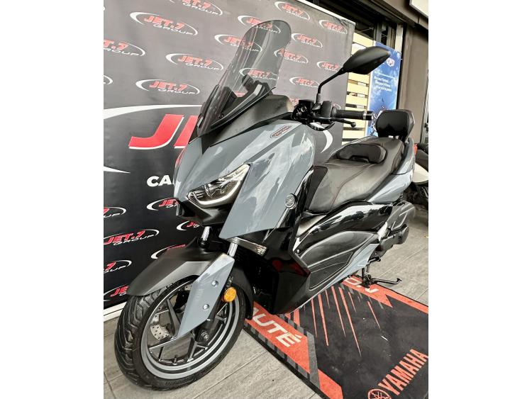YAMAHA XMAX 125 TECH MAX 1 ER MAIN + GARANTIE + ACCESSOIRES 