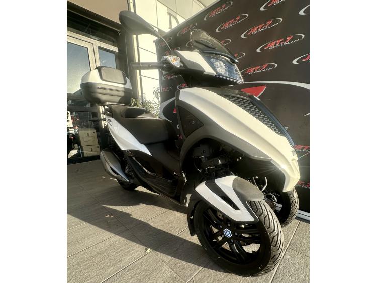 PIAGGIO MP3 300LT YOURBAN 1 ER MAIN + GARANTIE + FAIBLE KILOMETRAGE 
