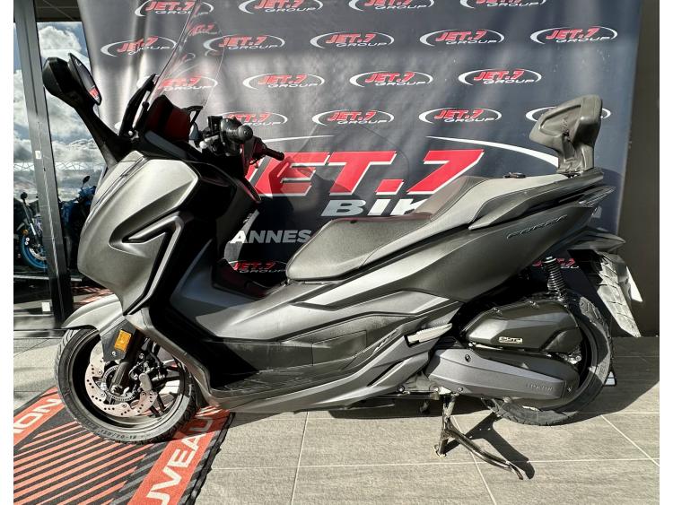 HONDA FORZA 125 1 ER MAINS / GARANTIE 