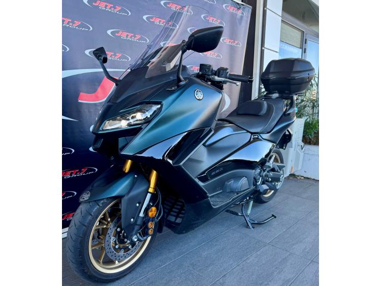 YAMAHA XP T-MAX 560 TECH MAX 1ere MAIN