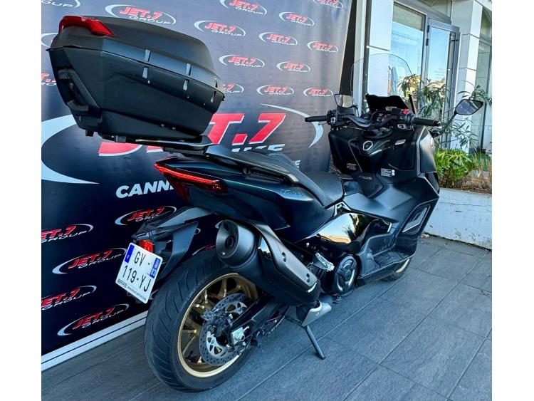 YAMAHA XP T-MAX 560 TECH MAX 1ere MAIN